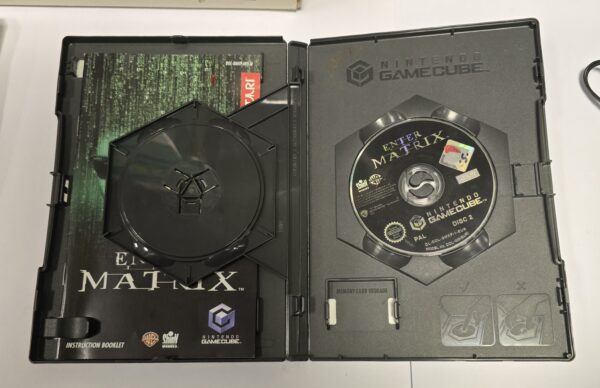 Nintendo Game Cube - Purple with Official Controller & Matrix Game (Pre Owned) - Image 8