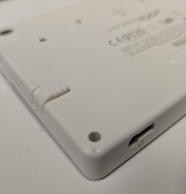 DSi - Handheld Console with Charger (Pre Owned) (Dent on Screen) - Image 6