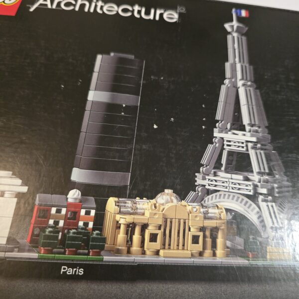 LEGO - Architecture Paris France 21044 (Pre Owned) - Image 3