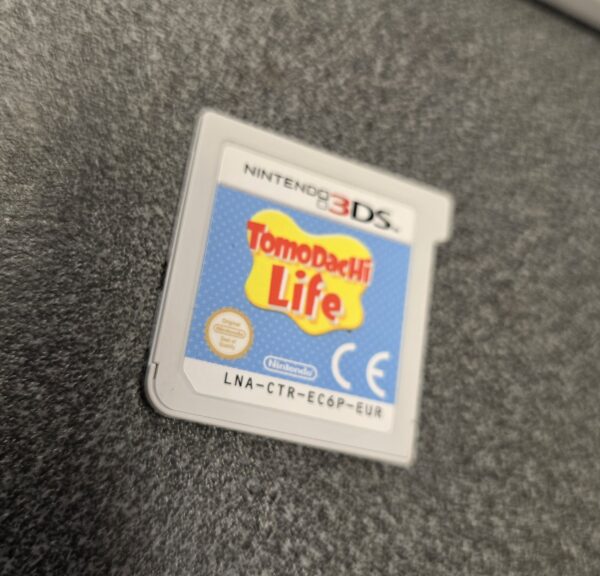 3DS - Tomodachi Life - (Pre Owned) (No Book - Printed Cover) - Image 5