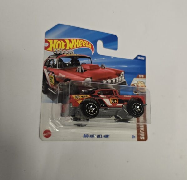 Hot Wheels Bundle Mazda, Big-Air, 67 Lotus, Batmobile, Buns - Image 4