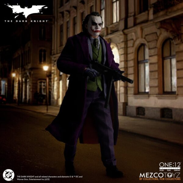 ETA MID OCT 2026 - Mezco The Dark Knight Joker One:12 Collective - Image 4