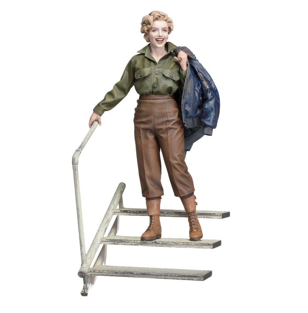 ETA END JULY - Marilyn Monroe Plastic Model Kit 1/8 (Reproduction) 26 cm